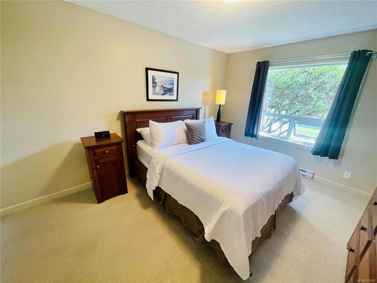 Sheringham Townhouse - Sooke Kültér fotó
