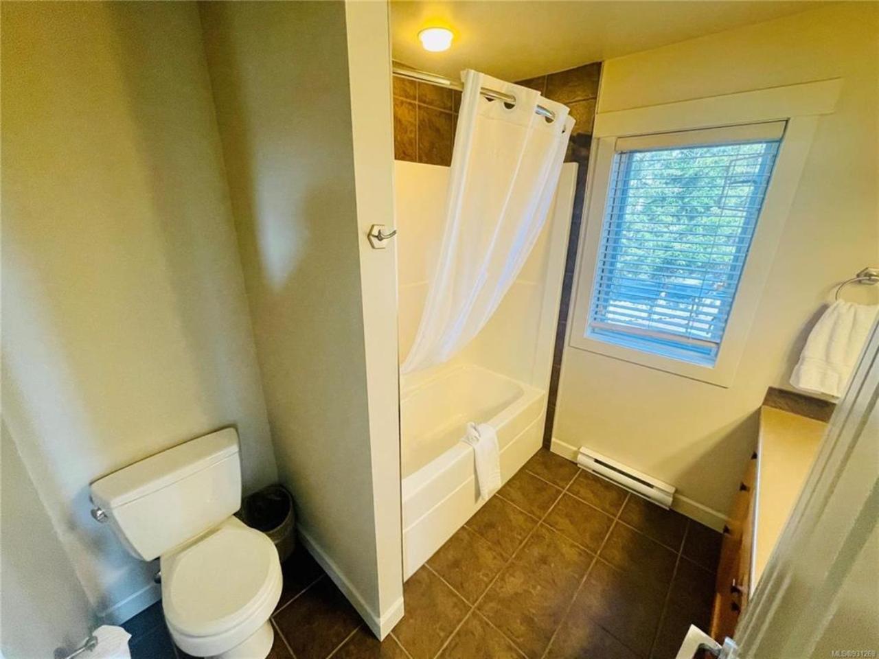 Sheringham Townhouse - Sooke Kültér fotó